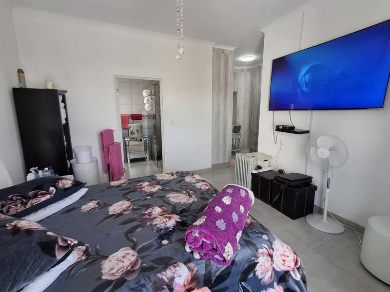 3 Bedroom Property for Sale in Da Gama Bay Western Cape